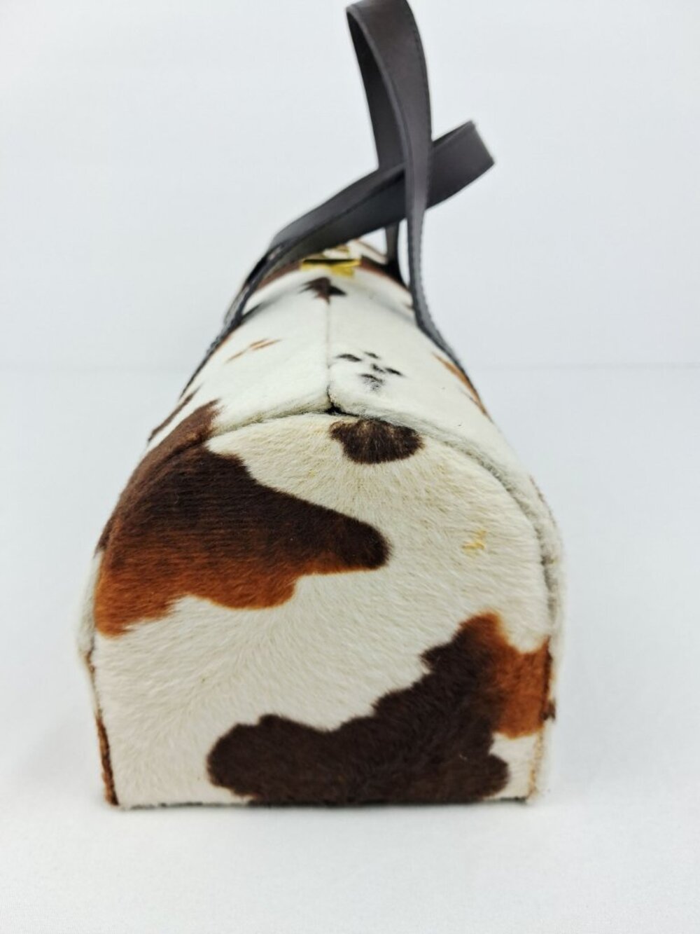 Cowhide Brown White Cylinder Wine Bottle Carrier/Handbag w/ Gold Hardware - Picture 4 of 12